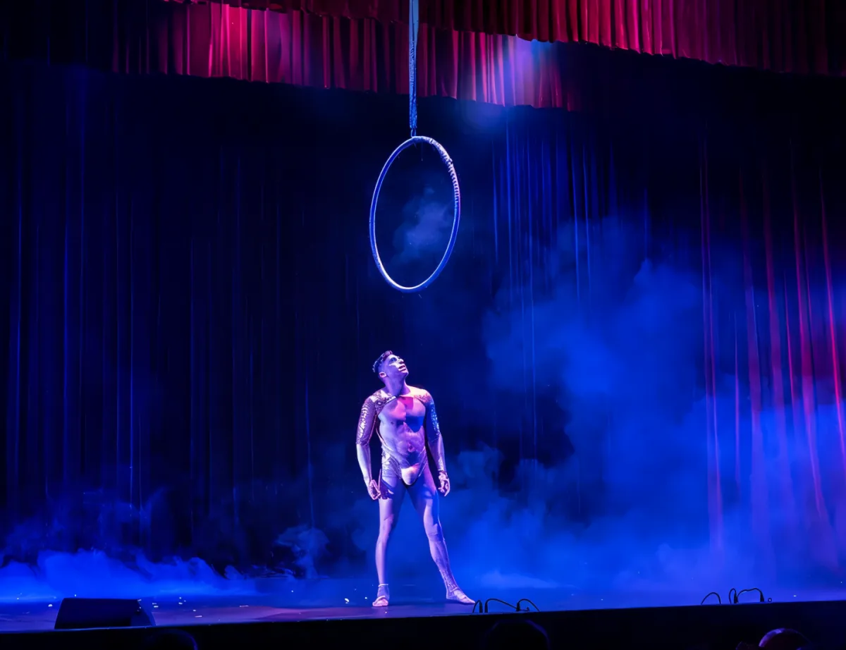 Intimate cabaret moment